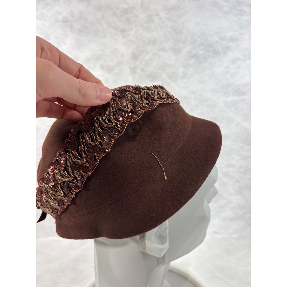 Vintage Brown Wool Felt Cloche Hat Sequin Metallic Trim Bow Accent Chocolate - Picture 6 of 9